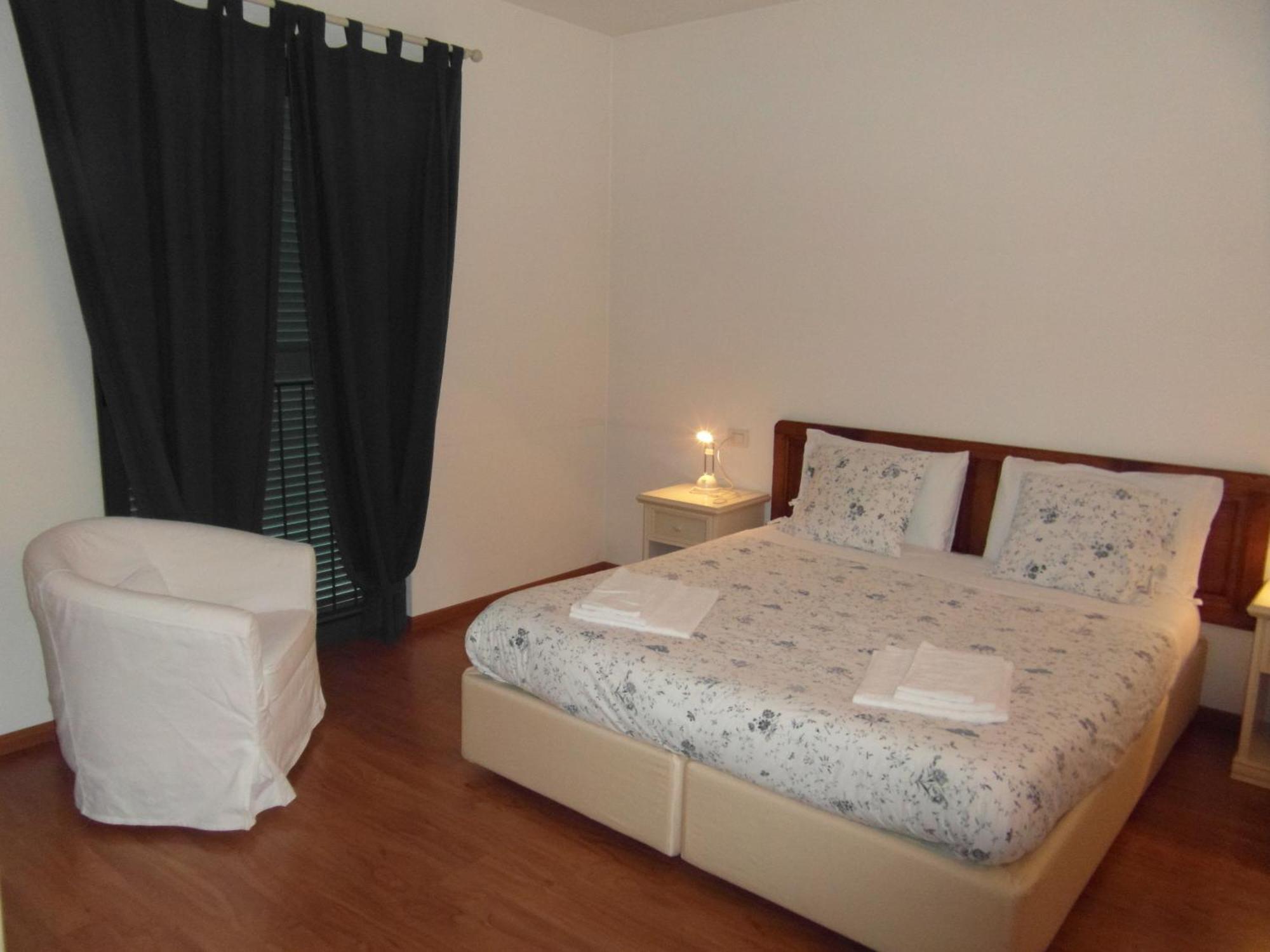 Residence I Fiori Piantedo Pokój zdjęcie
